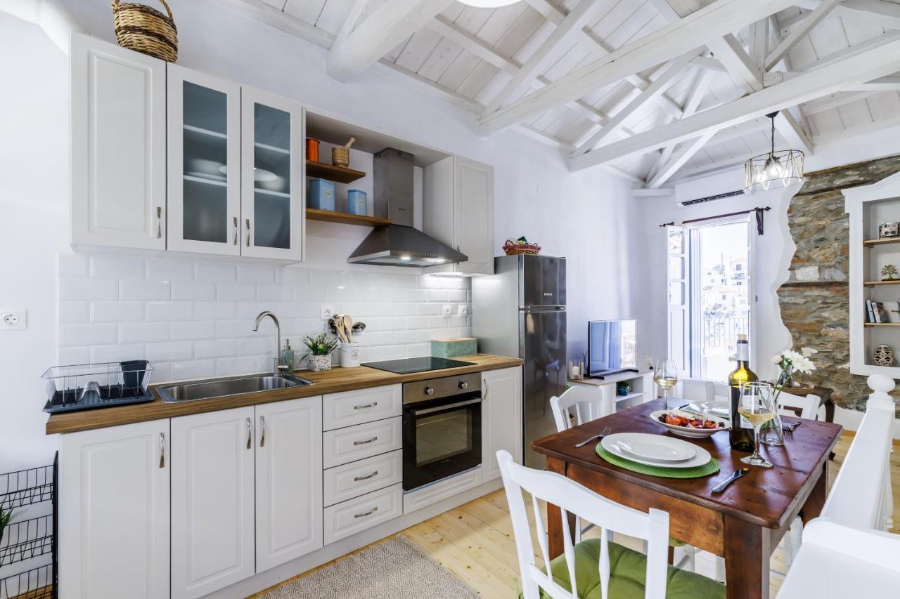 Aikaterini'S House Apartment Skopelos Town Bagian luar foto