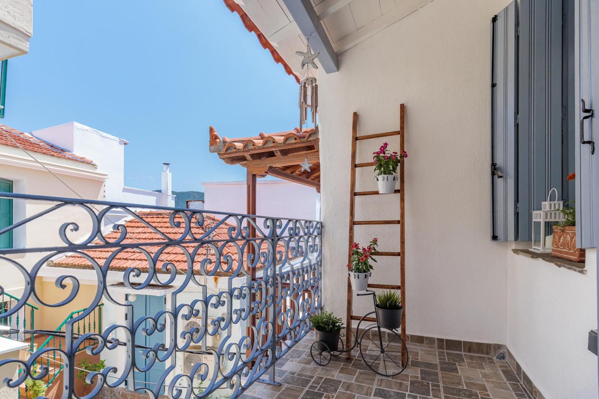 Aikaterini'S House Apartment Skopelos Town Bagian luar foto